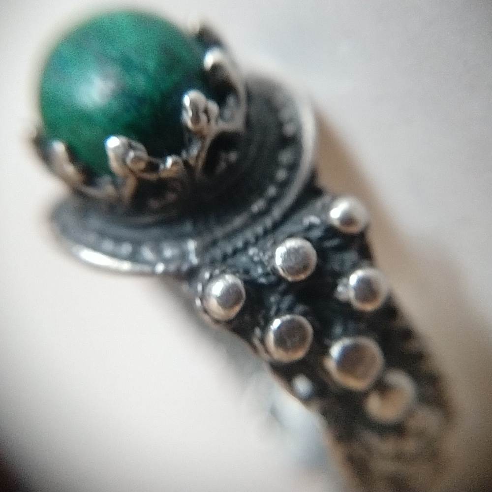 vintage 925 sterling silver ring green stone ring ornate filigree cannetille